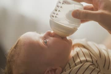 How much a newborn should drink?