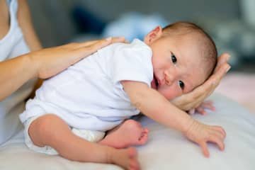 Newborn hiccups. How to stop baby hiccups