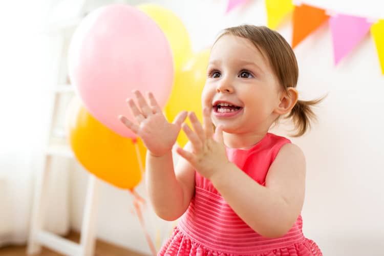 12-month-old child - cognitive abilities and speech