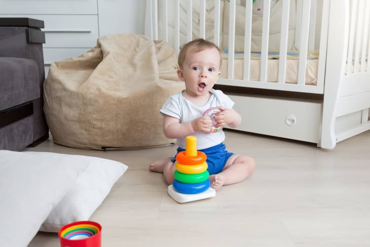 Sleep and games for a 9-month-old baby